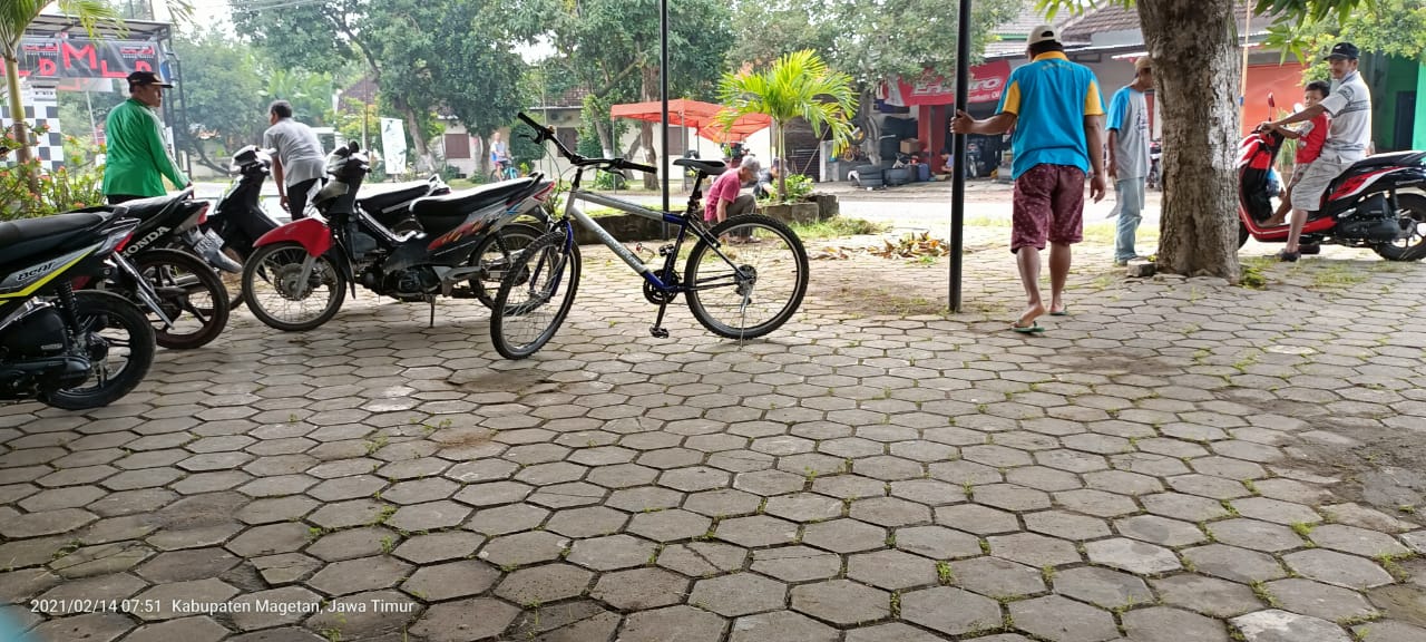 KERJA BHAKTI DI KANTOR DESA